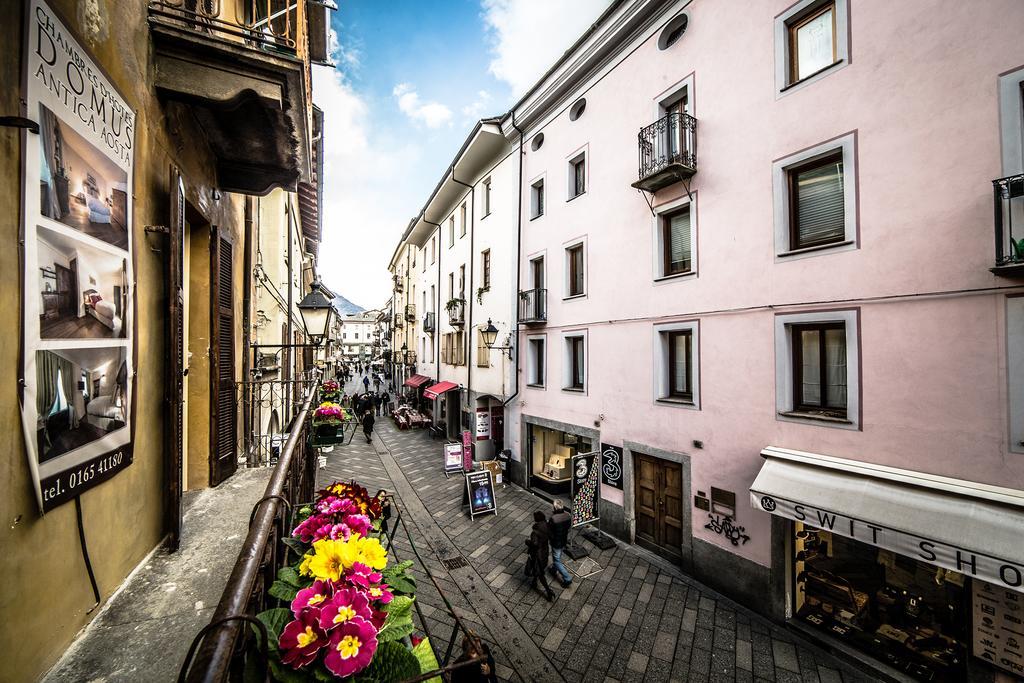 Domus Antica Aosta Hotel Bagian luar foto